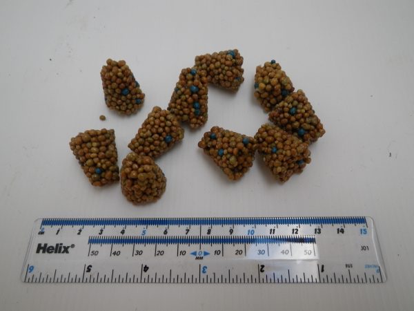 Fertiliser tablets, slow release